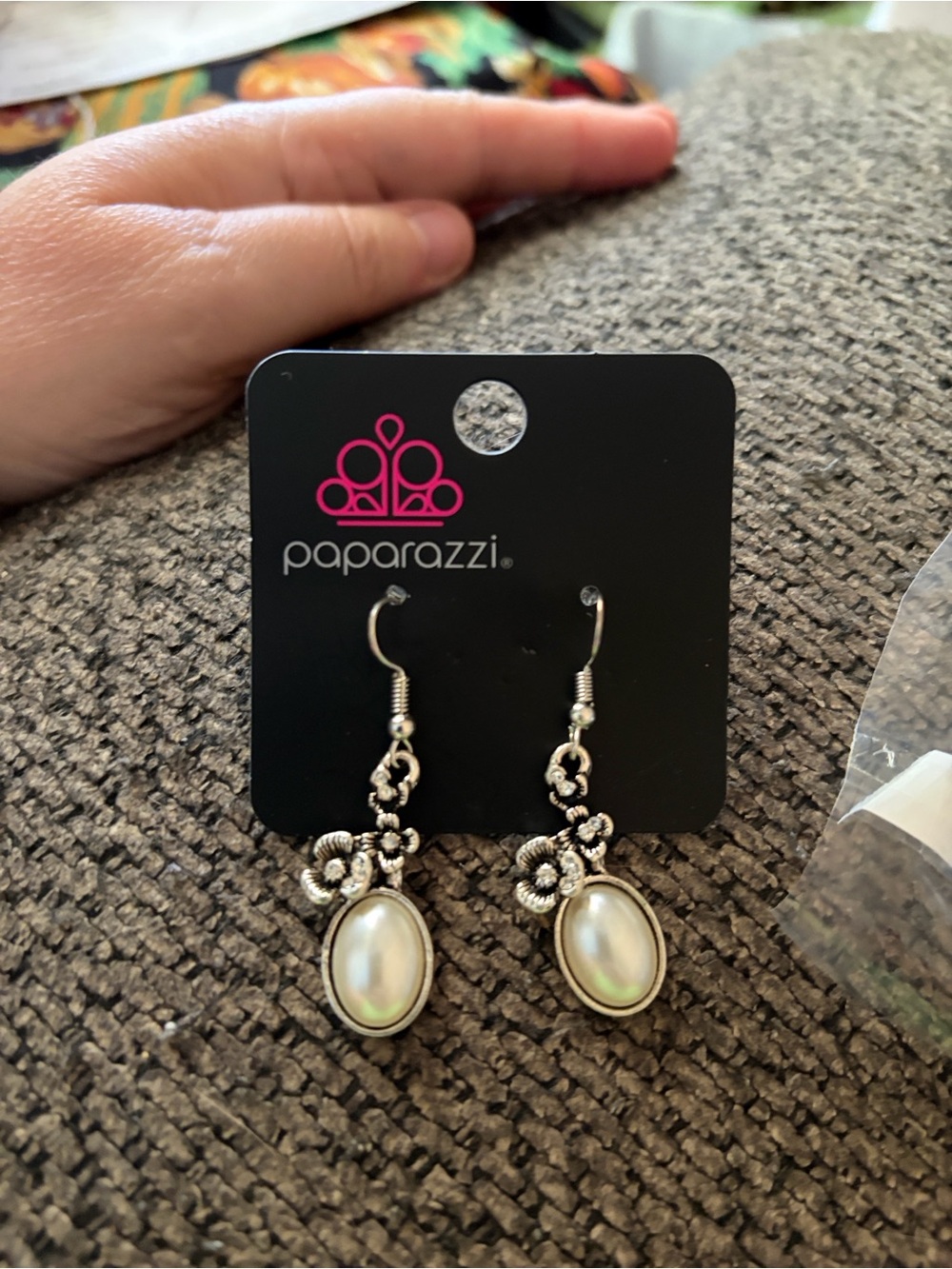 Paparazzi floral FINERY white earrings roses with pearl